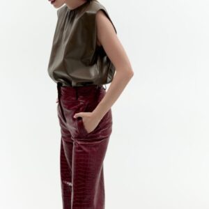 ENES Nissa Lederhose mit strukturierter Oberfläche