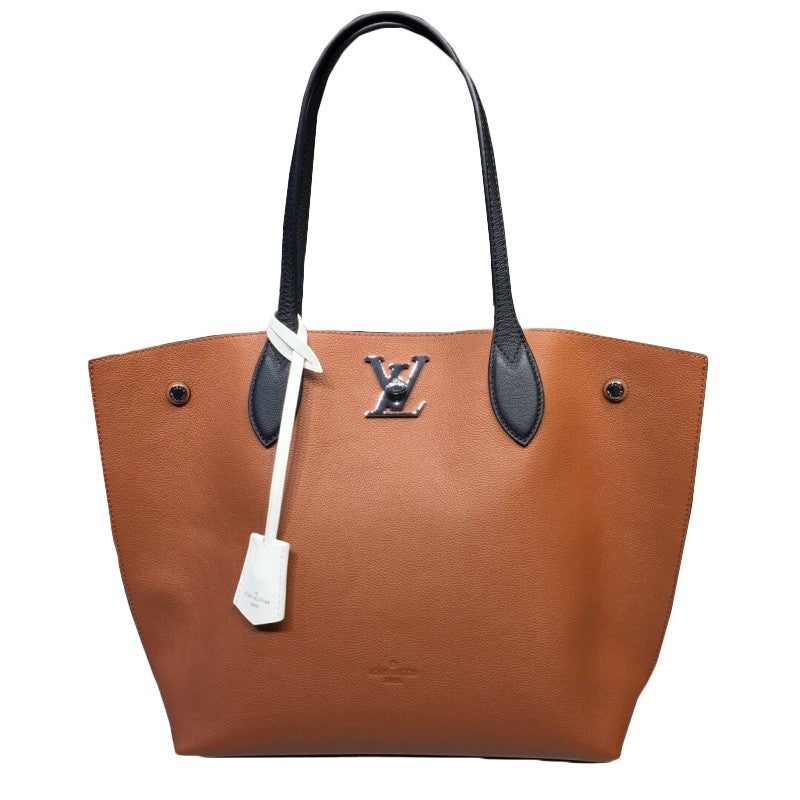 Louis Vuitton Lockme Go