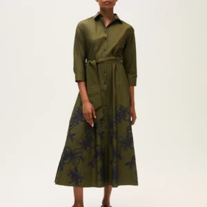 Besticktes einfarbiges Popeline-Chemisier